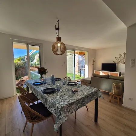 Дом отдыха Maison Piscine Et Vue Бандоль