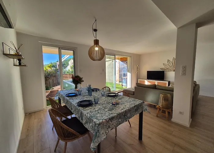 Casa vacanze Maison Piscine Et Vue Bandol